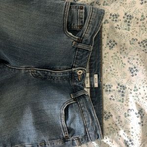 Liz & co light wash jeans